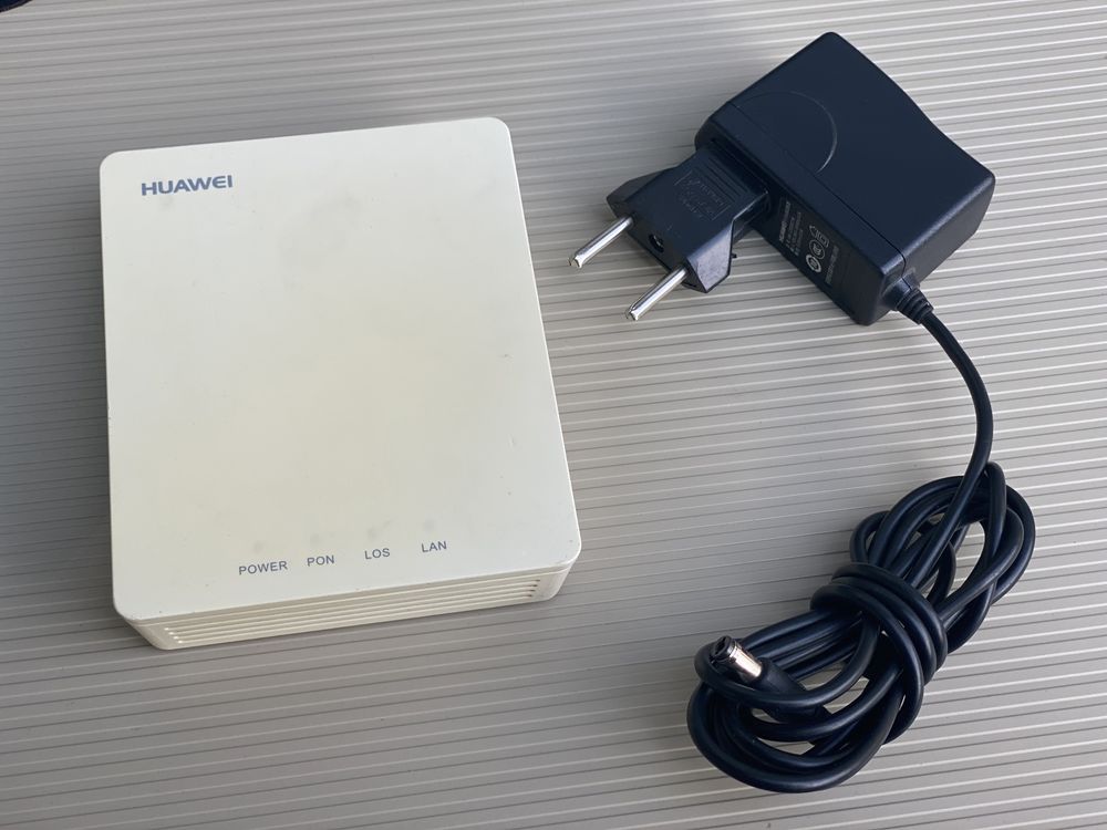 Продам абонентский терминал ONU GPON Huawei HG8010C