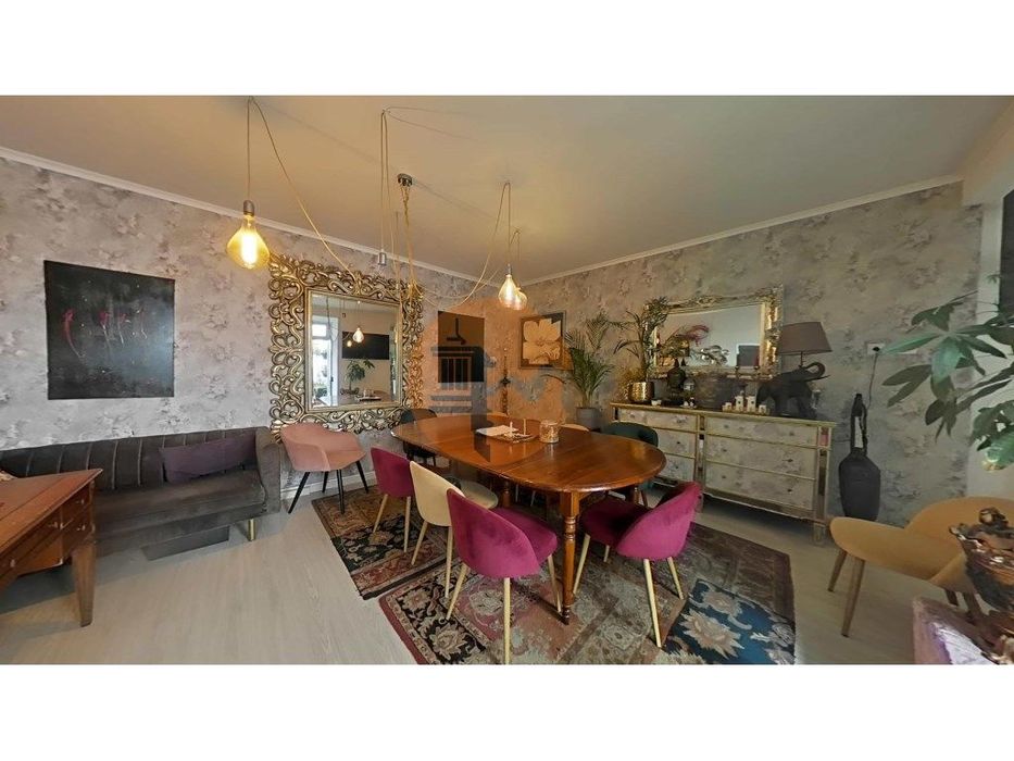 Moradia com 3 Quartos e Alojamento Local na Zona Histórica de Faro