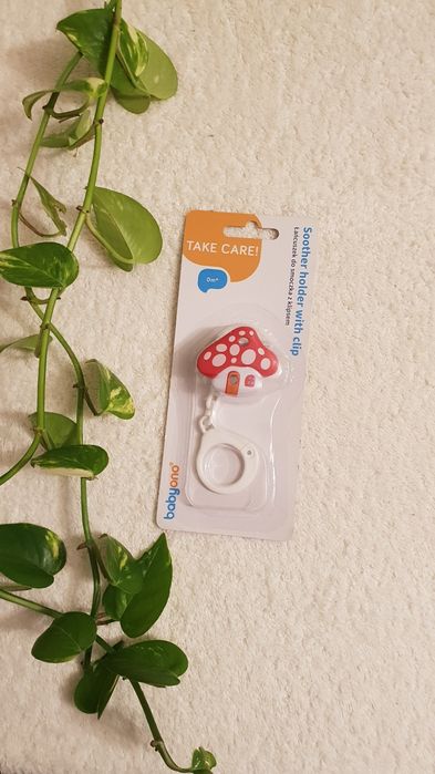 Zawieszka łańcuszek przypinka do smoczka smoczek BabyOno butelka