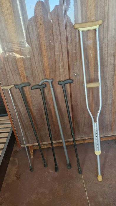 Продаю на фото за 700 грн одним лотом