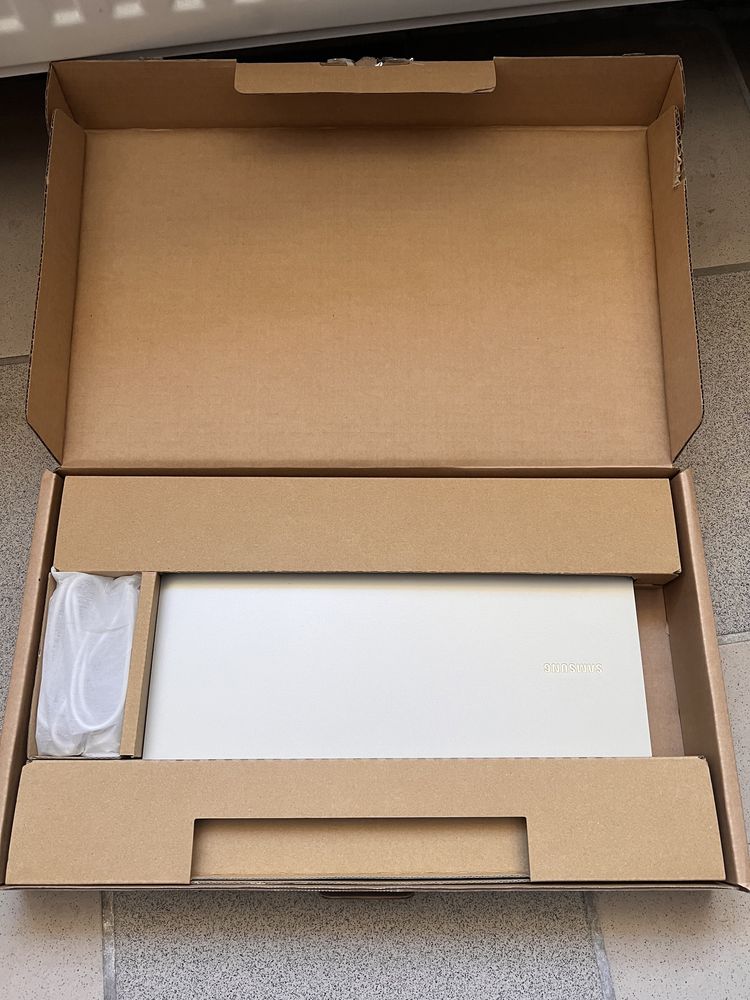 Nowy chromebook Go 345xda-ka1 n4500 4/64 14,1