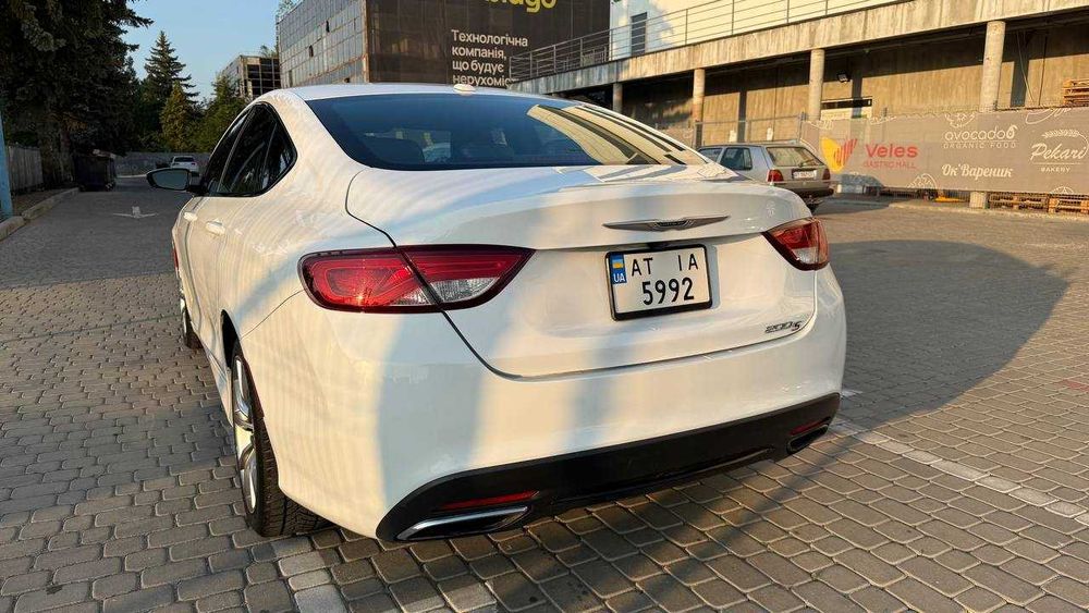Продам авто Chrysler 200 Sport версія