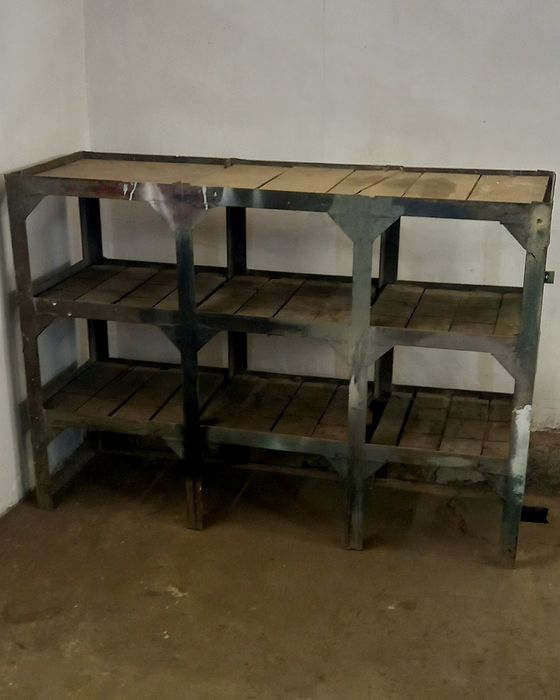 Металлический сталаж, стойку, станина под верстак