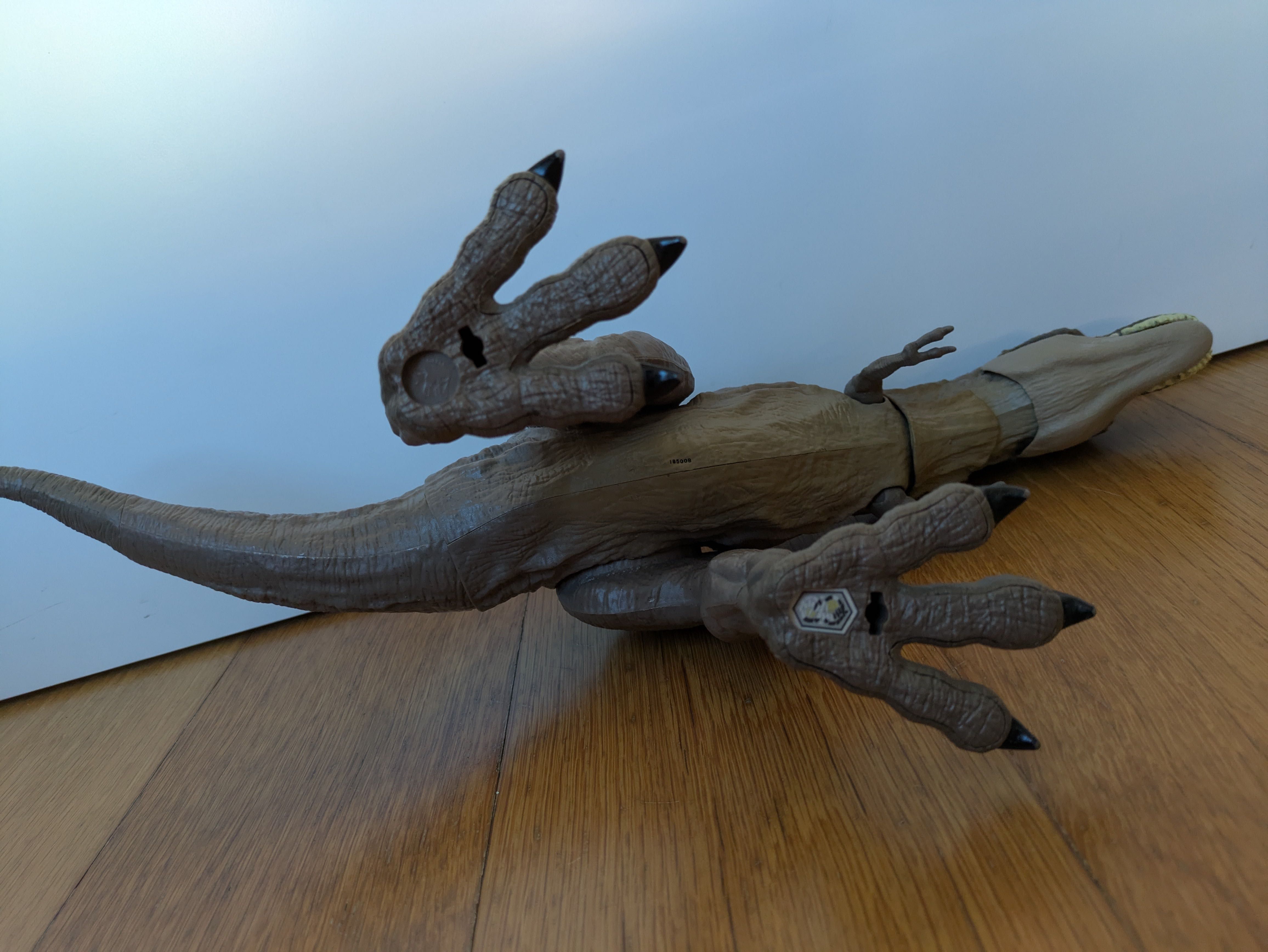 Jurassic World T-Rex Extreme Chompin’ 2018 (Portes Grátis)