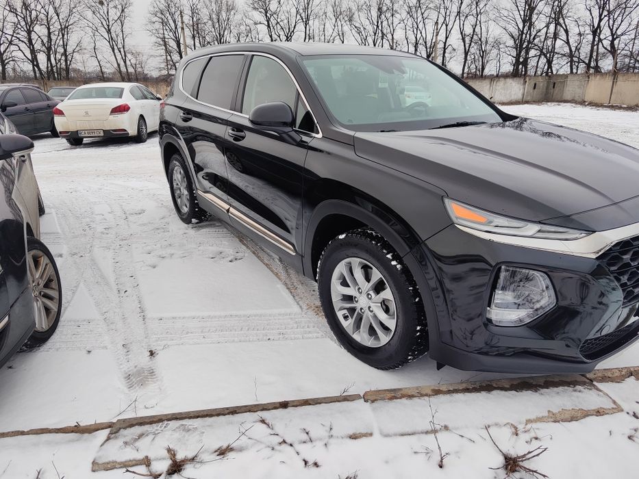 Продам хюндай сантафе 2019 года