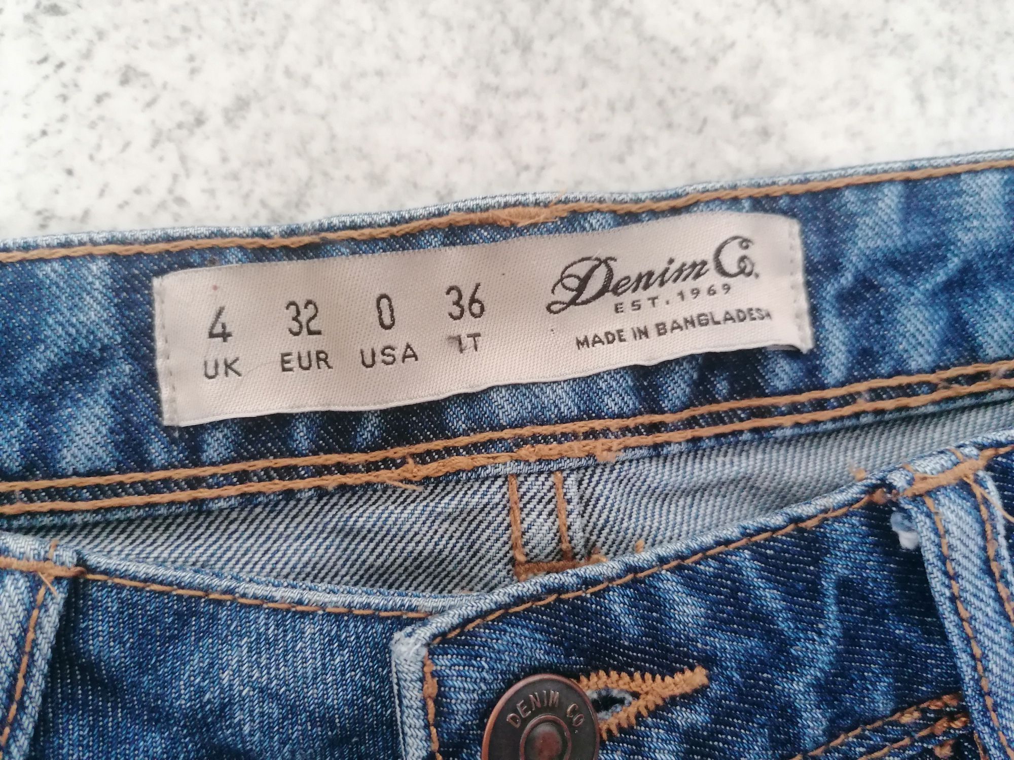 Szorty spodenki Denim Co jeansowe wycierane dziury 36 S