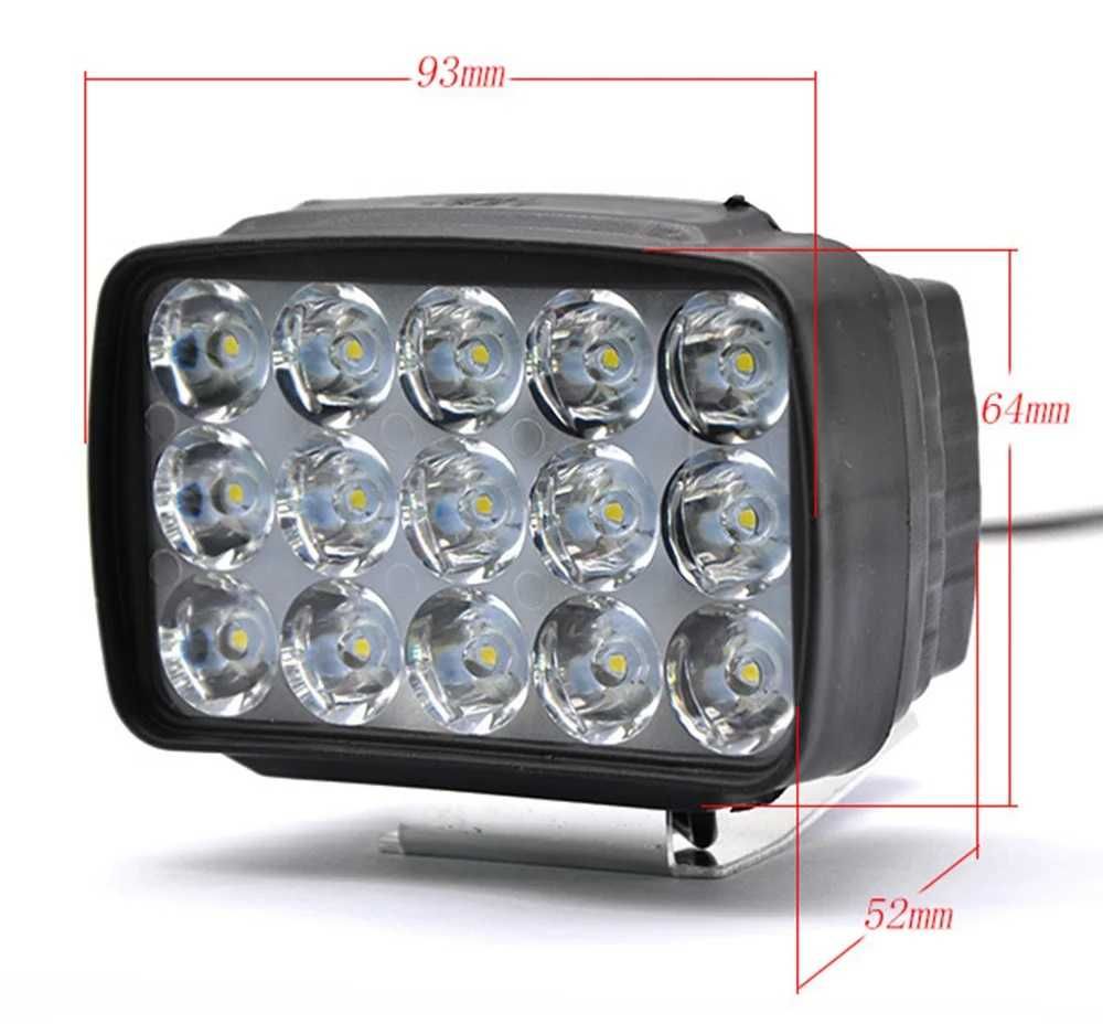 Reflektor Halogen Doświetlacz Samochodowy 15LED 15W