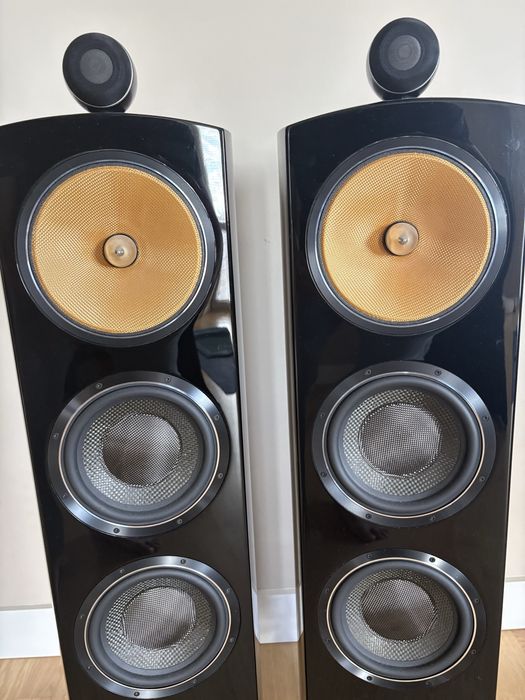 Bowers & Wilkins 804 D2 piano black