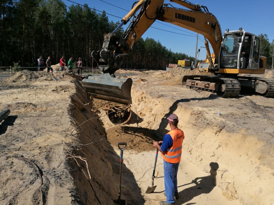 Przeciski pod droga kretem wbijanie rur stalowych przewierty sterowane