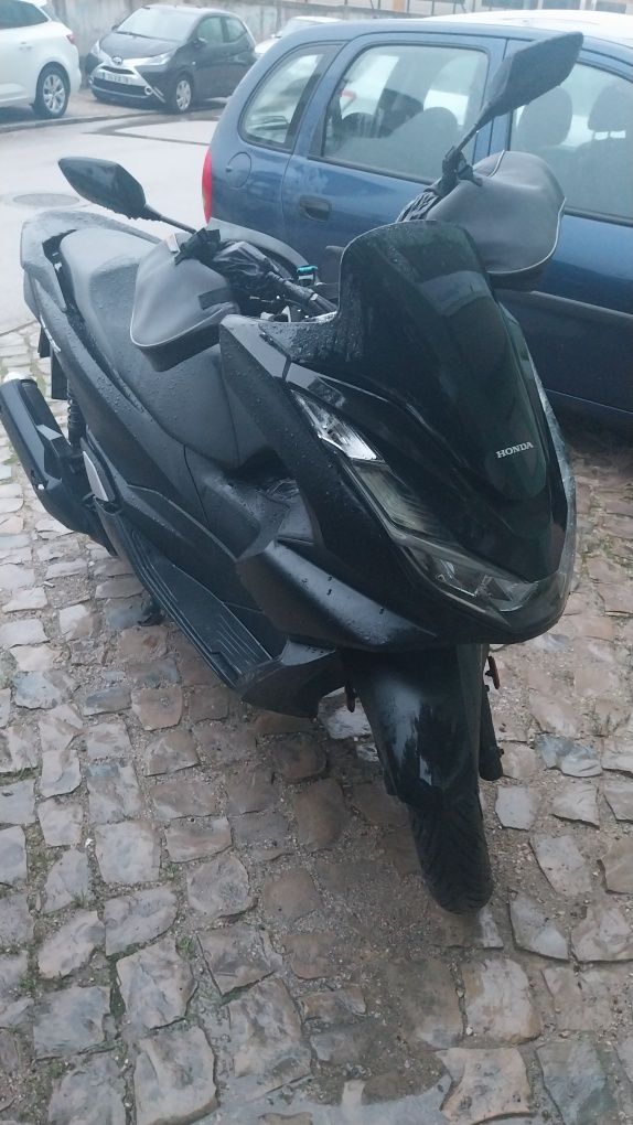 Vendo honda pcx 2022