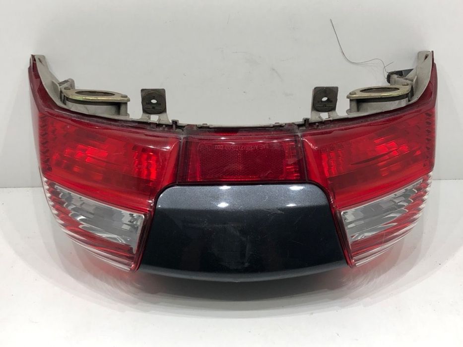 LAMPA TYŁ  SUZUKI AN 400 BURGMAN 23kW (33KM) 400CM3 35710-14G0