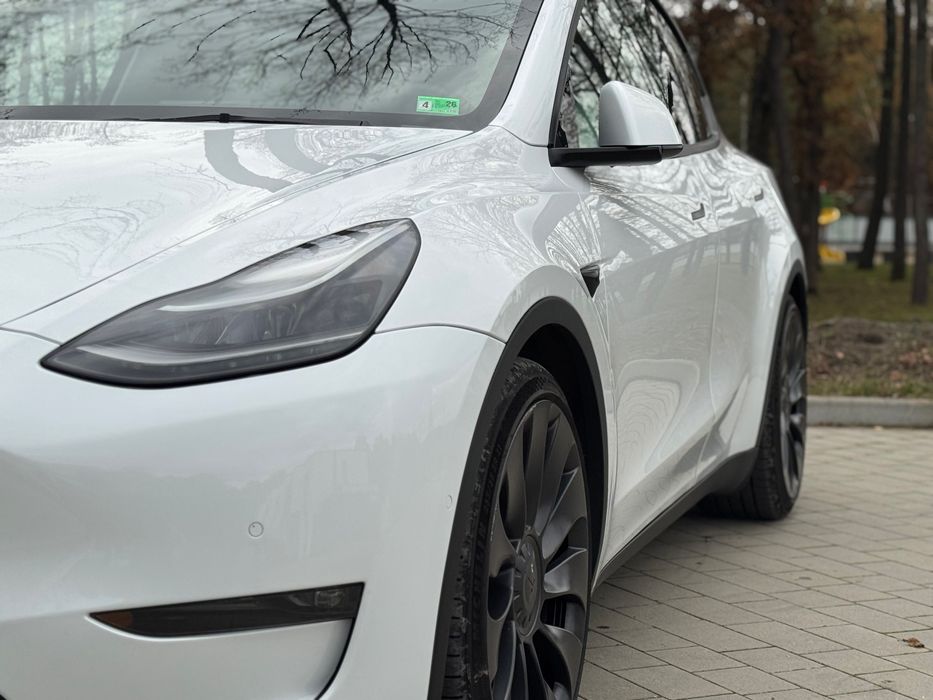 Tesla Model Y 2022