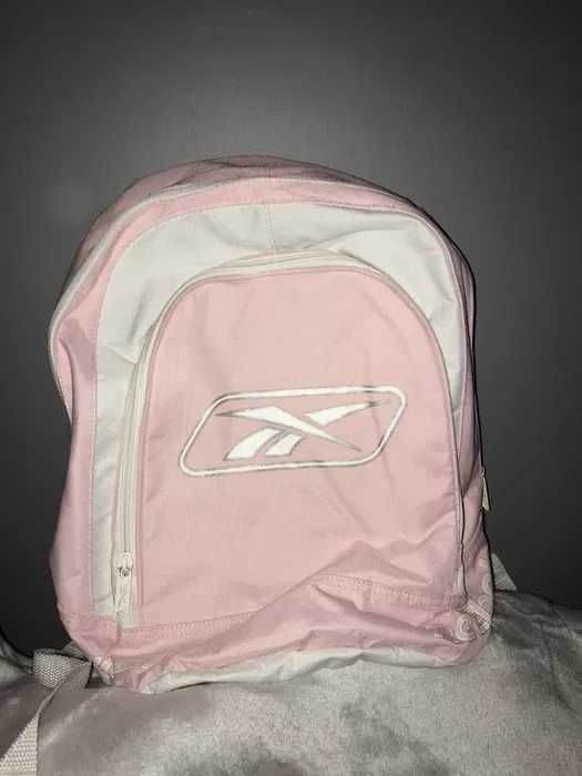Biało różowy plecak Reebok