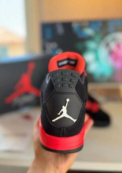 Jordan 4 Retro Red Thunder R.43