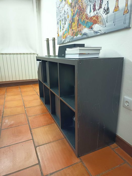 Prateleira / estante modelo Kallax