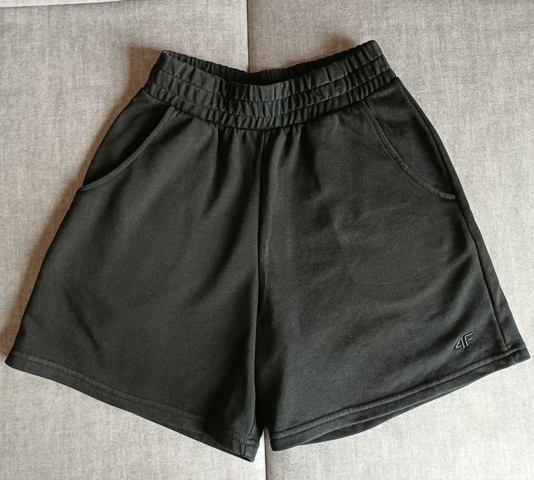Krótkie spodenki 4F, rozm. XS