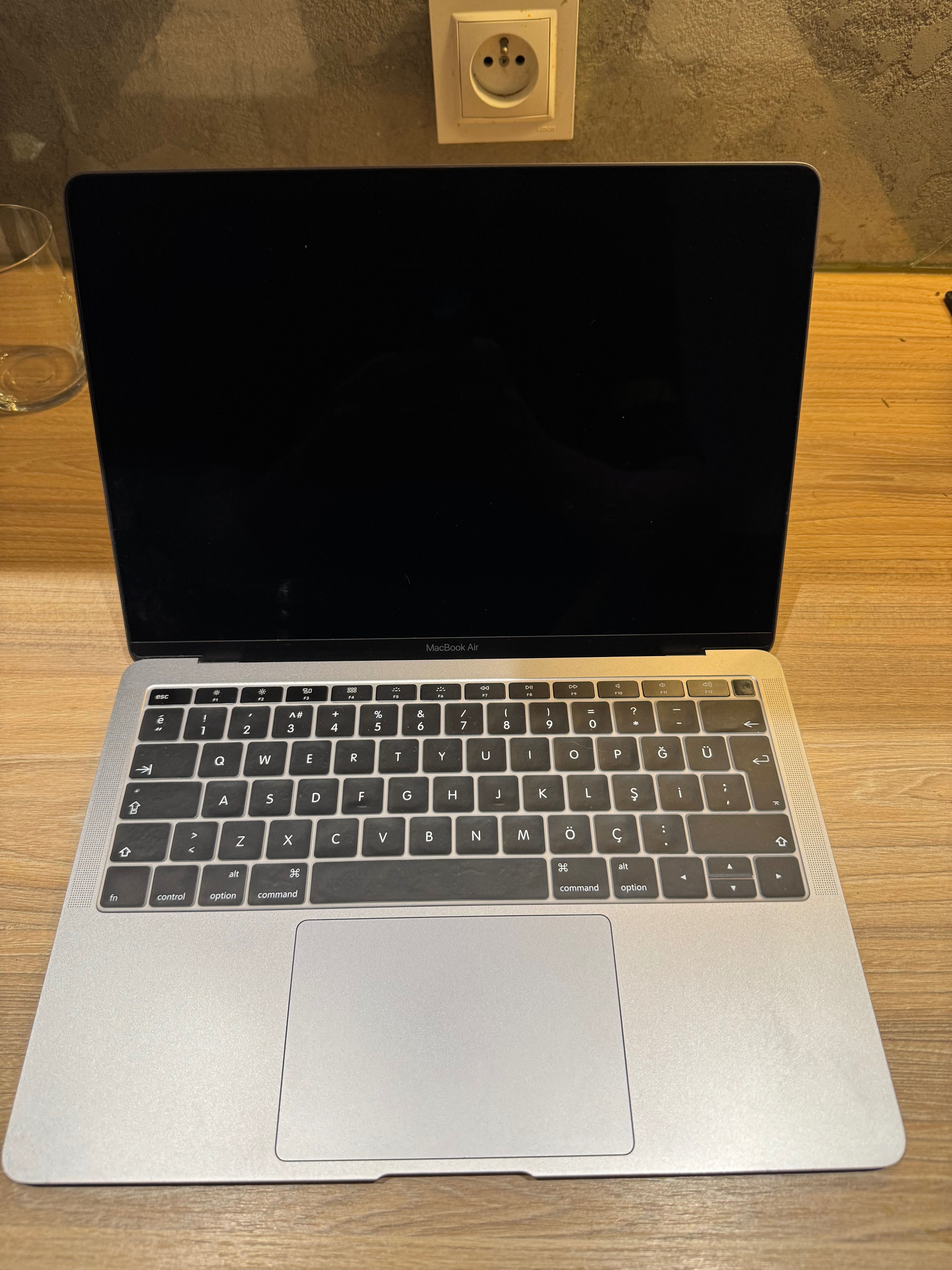 MacBook Air 2019