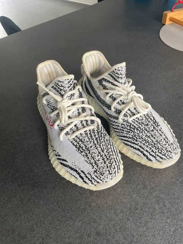 nowy adidas YeezyBoost 350V2 Zebra Trampki Moda R.41
