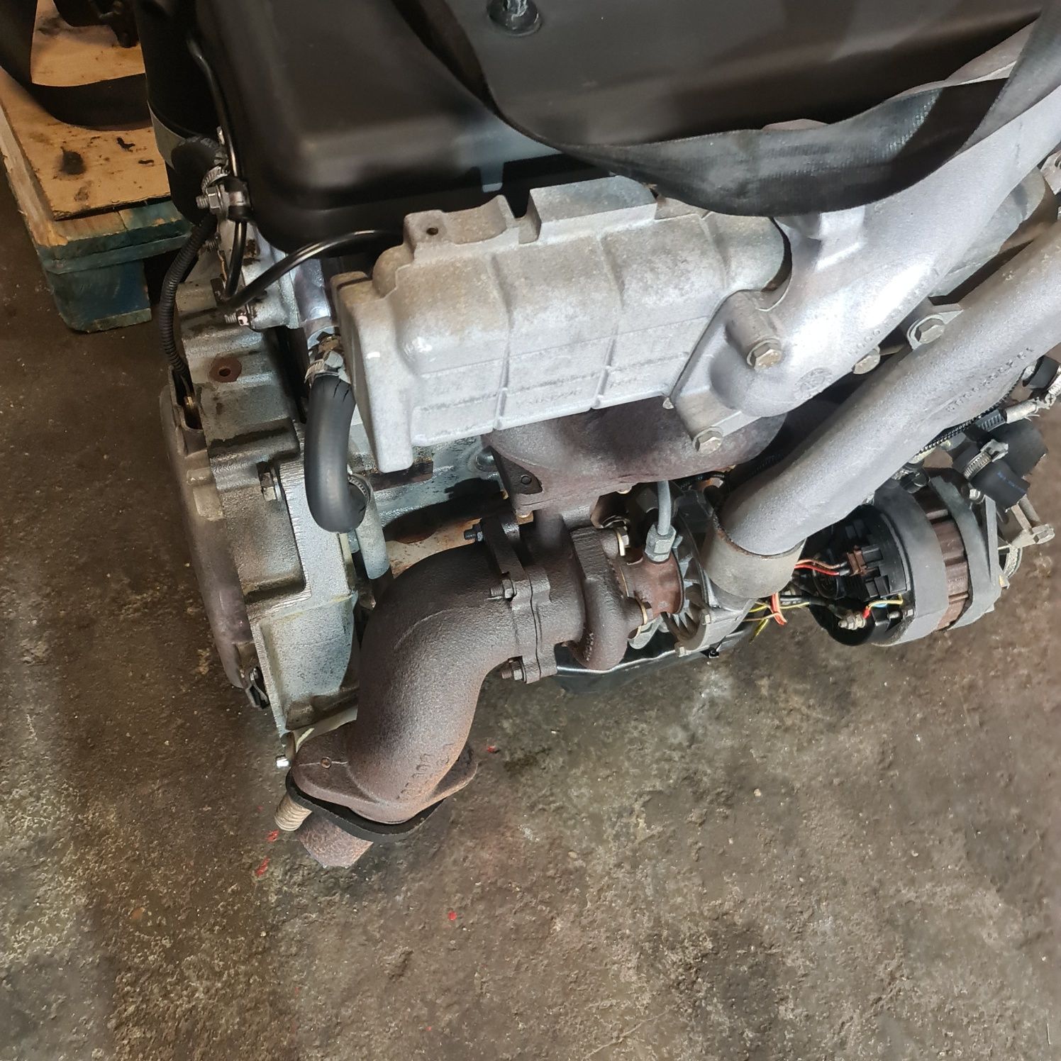Motor iveco 2,5  td ref,814047