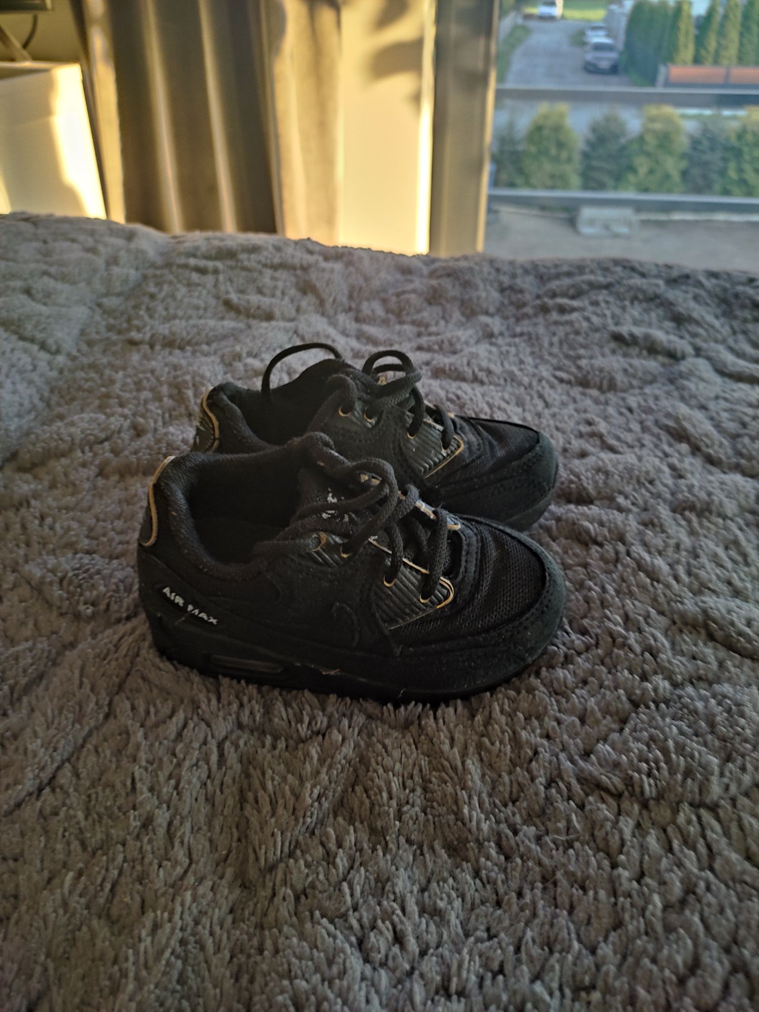 Buty sportowe Nike air max czarne adidasy rozm 22