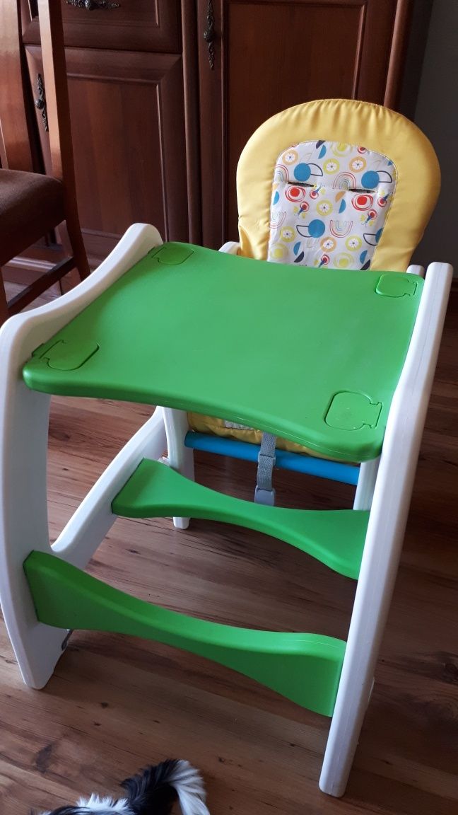 Krzesełko i stoliczek dla dziecka plus gratis