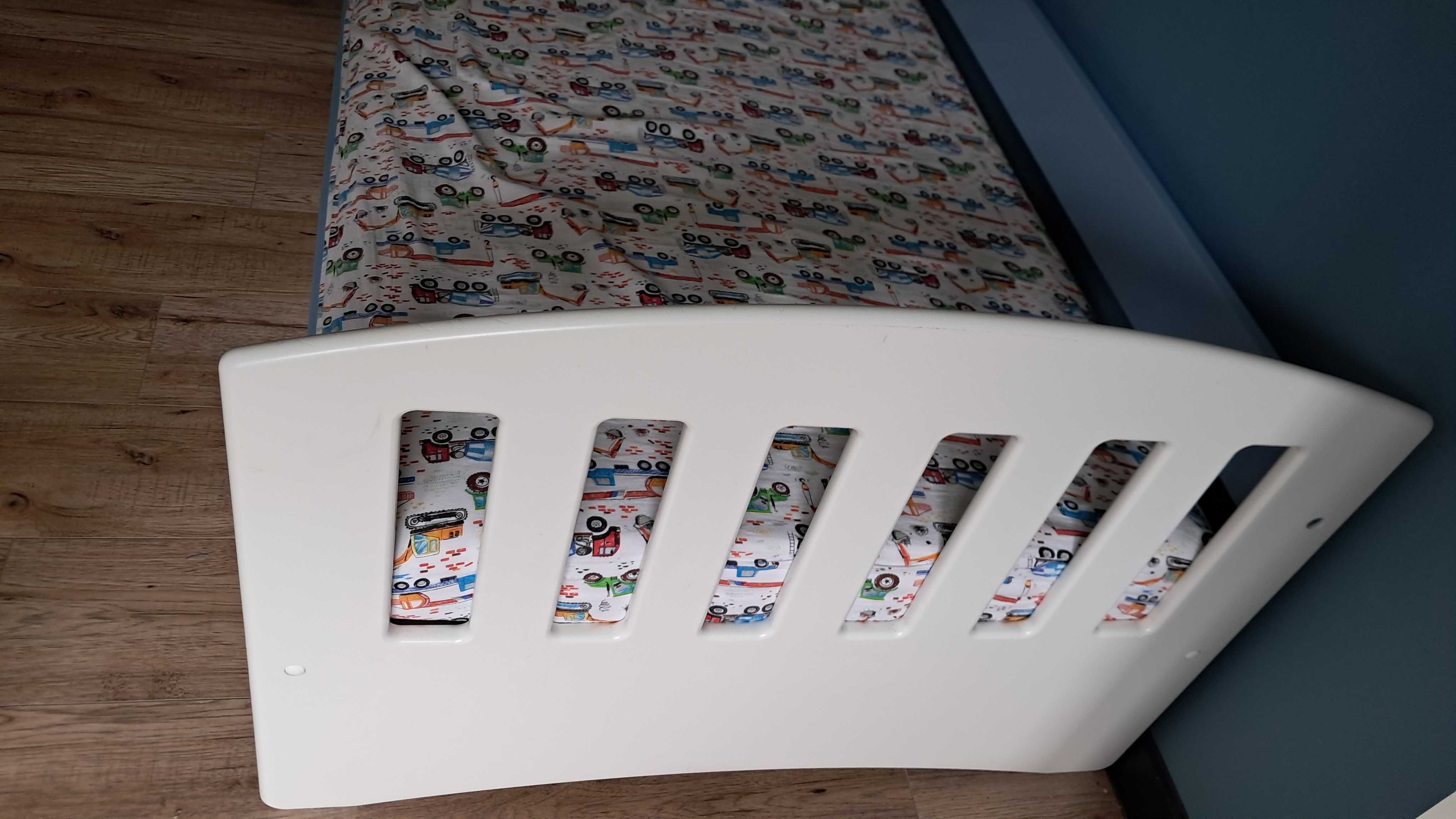 Sprzedam łóżko dziecięce