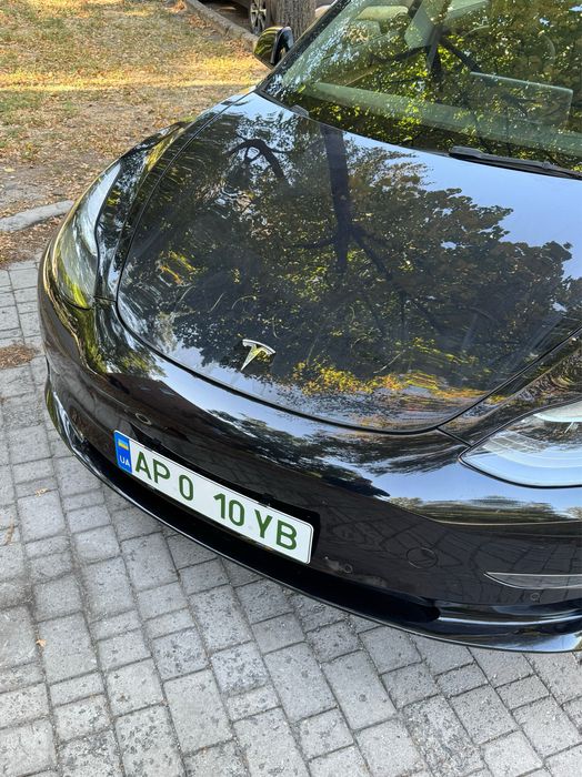 Подиум-рамка для номерного знака Tesla Model 3 | Невидимое крепление