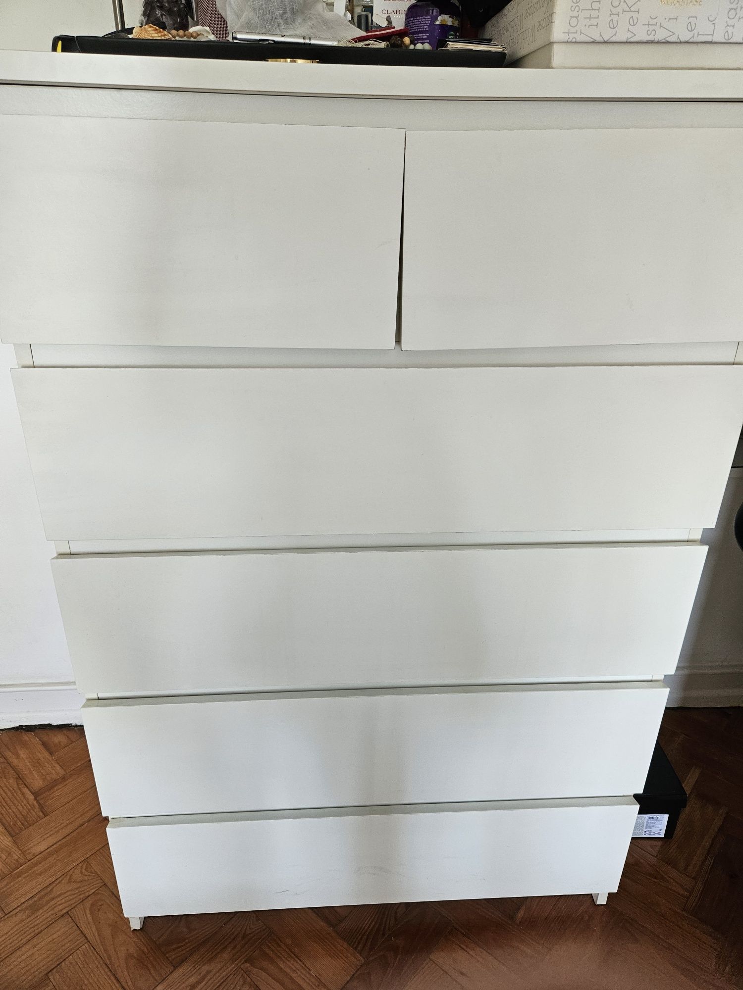 Cómoda com 6 gavetas ikea Malm
