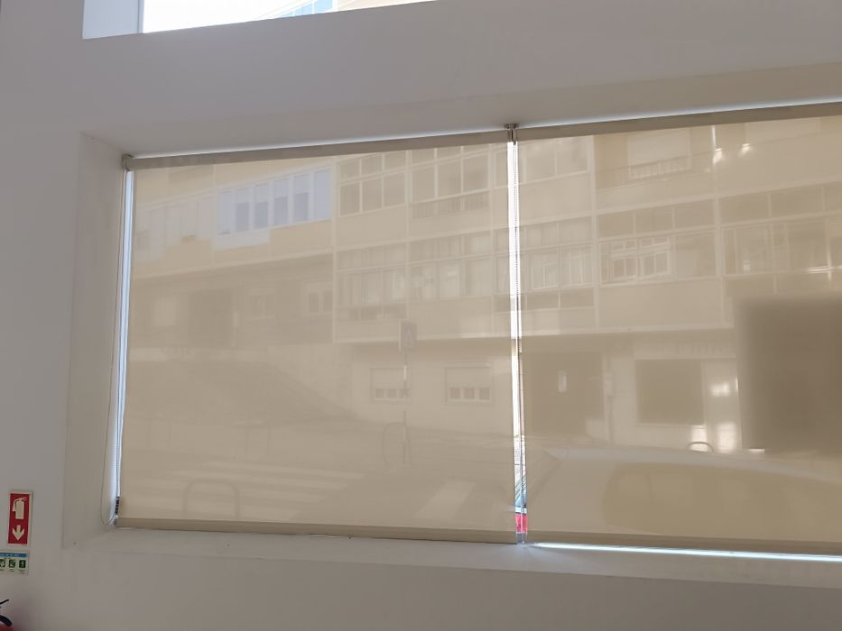 Estore térmico opaco