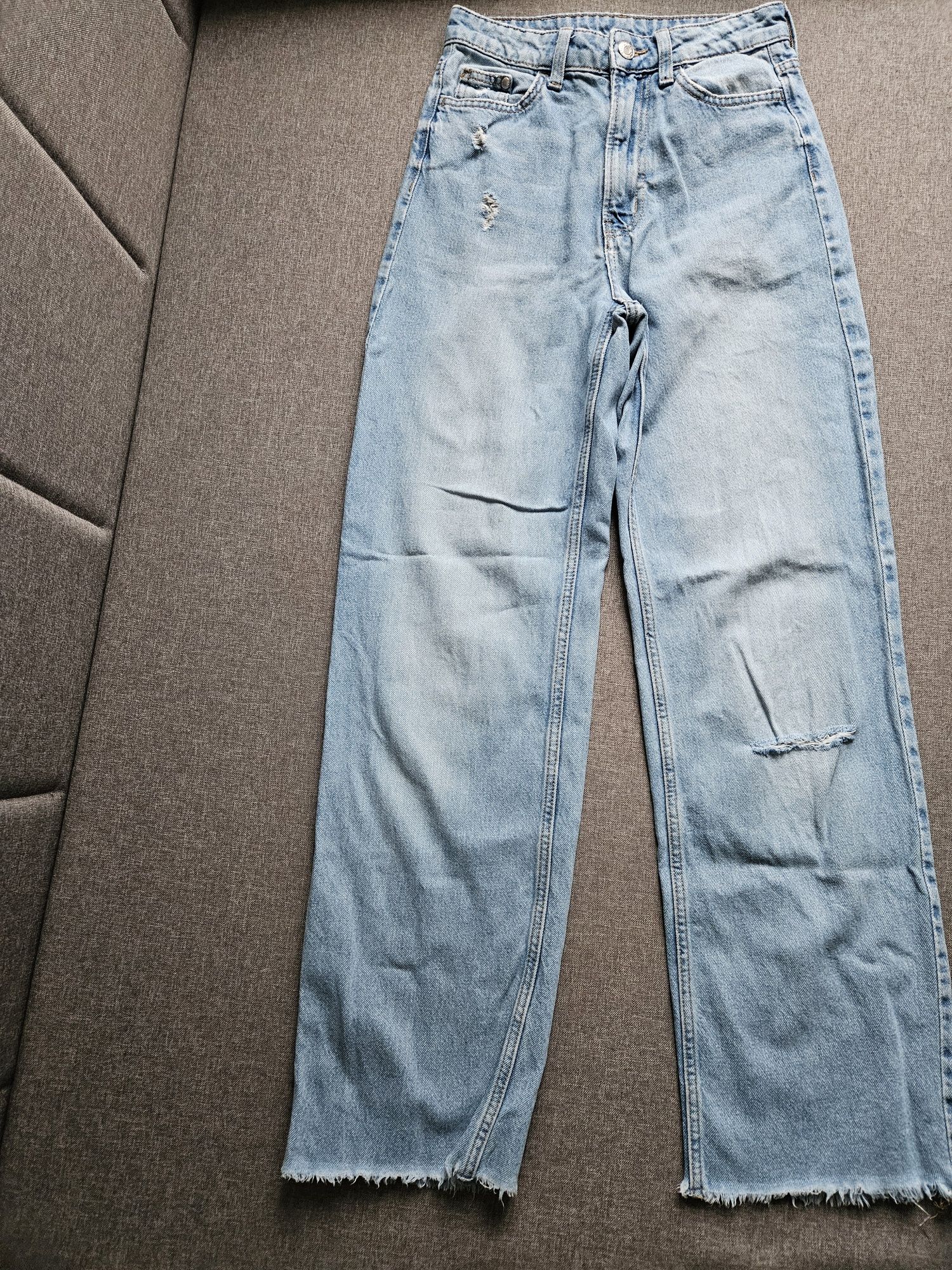 Dżinsy H&M rozm. 34 model wide z przetarciami
