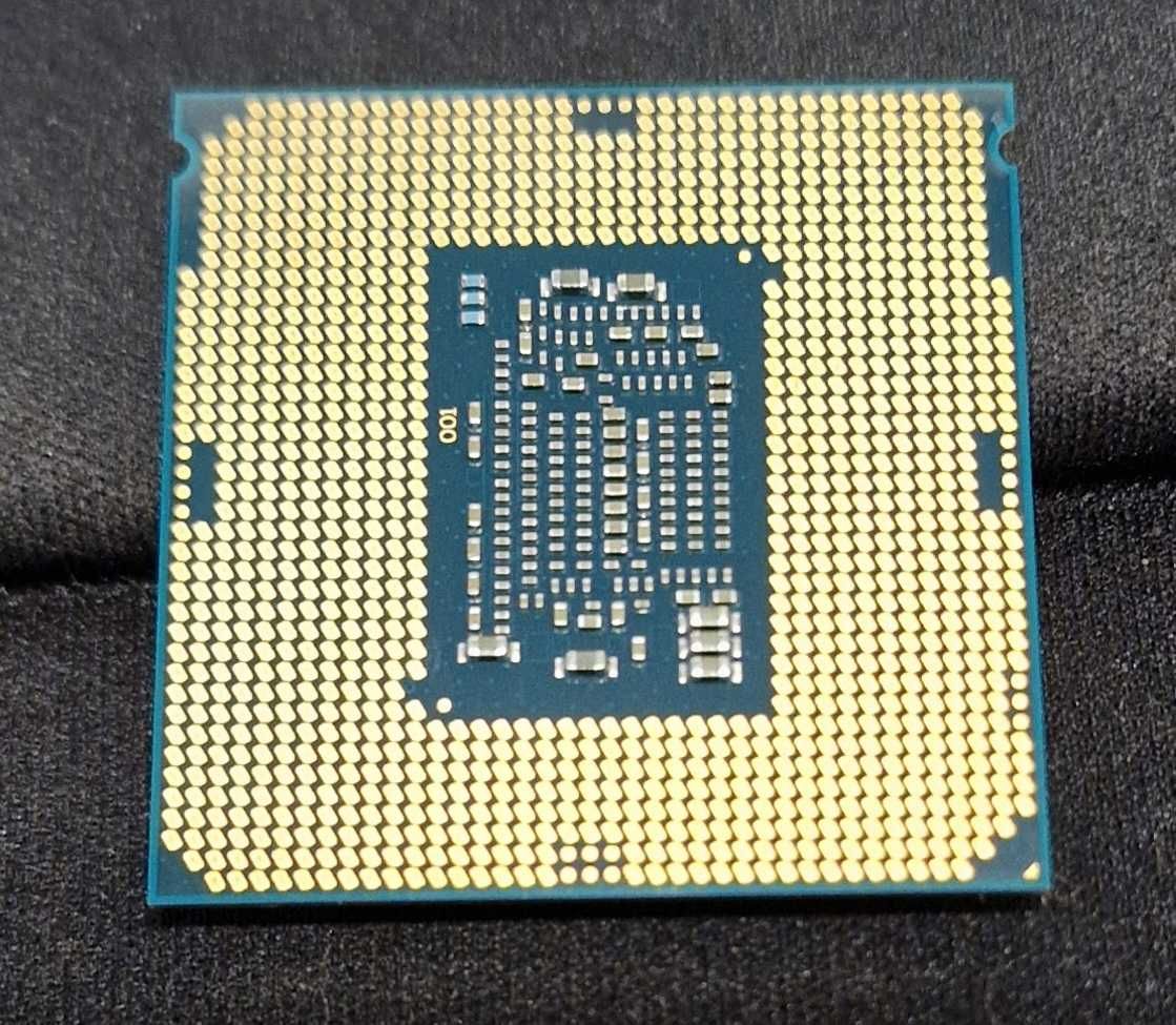 Procesor Intel i3-8100, 3,6GHz, LGA1151 + oryginalne chłodzenie Intel