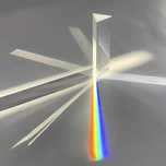 Prisma triangular ótico luz refração arco íris
