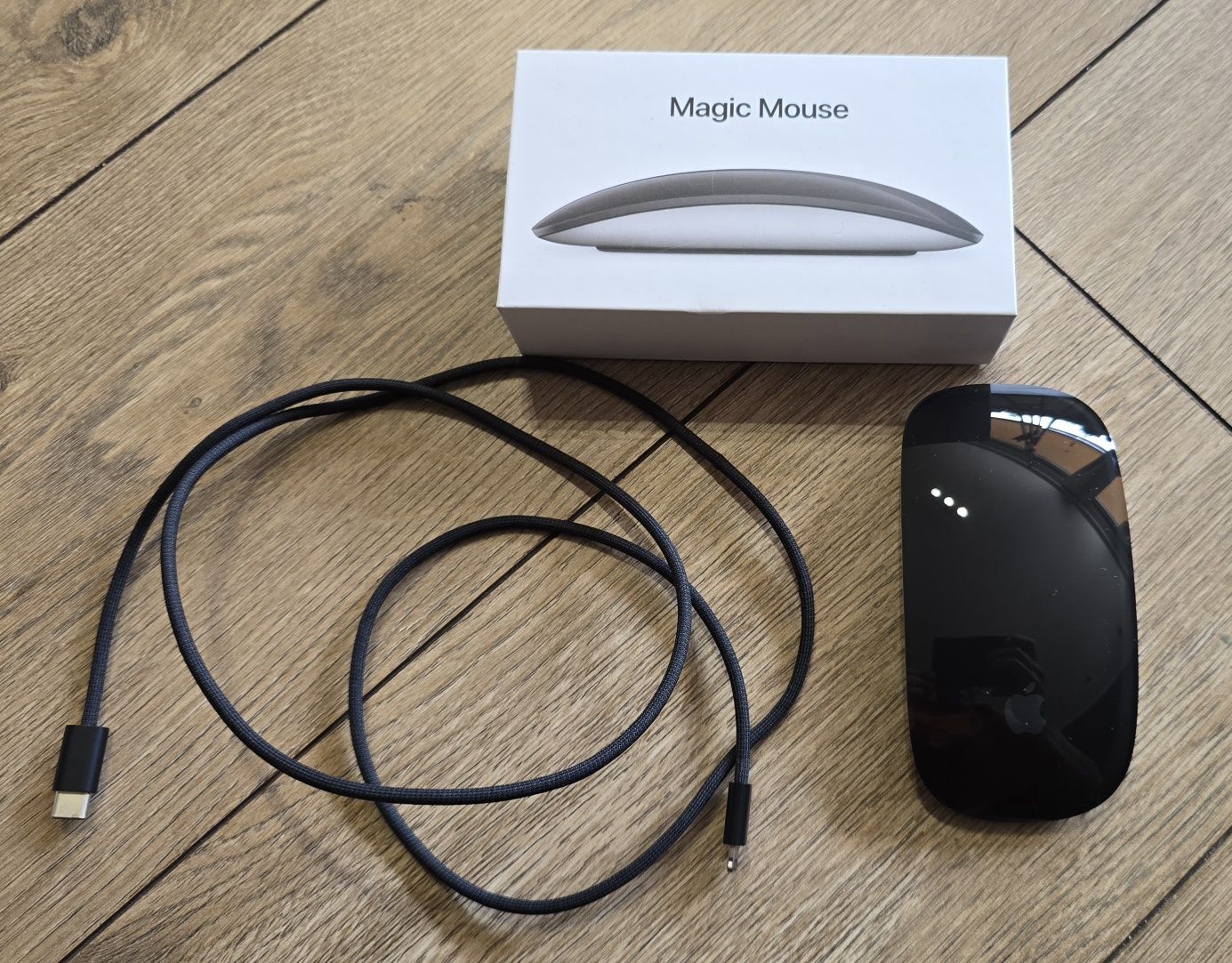 Mysz Apple Magic Mouse 2 A1657 jak nowa