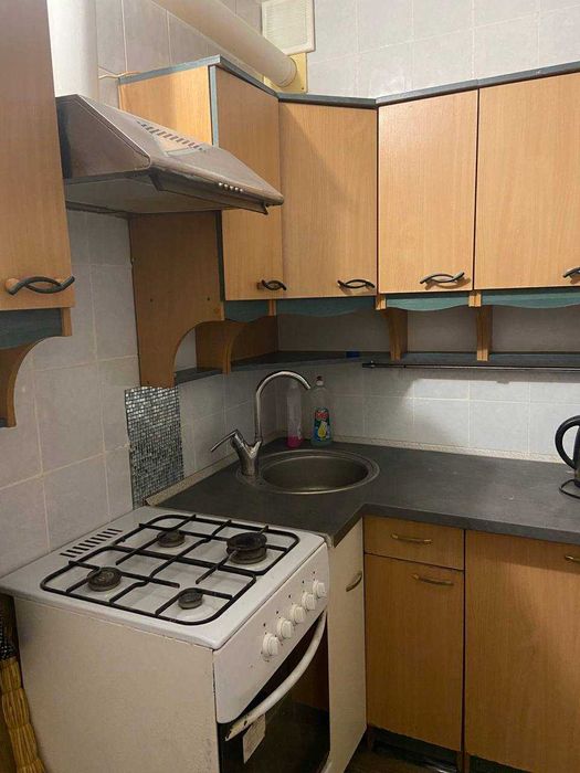 Здам 2-кімнатну квартиру біля м. Героїв Праці (від власника)