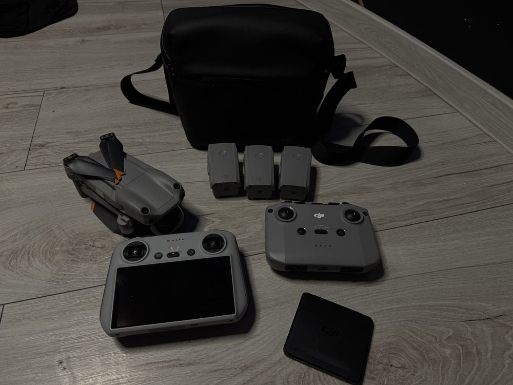 DJI Air 2S Fly More Combo + 4 baterie + Smart Controller