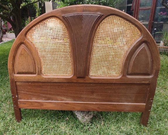 Cabeceira cama tipo provence em madeira maciça