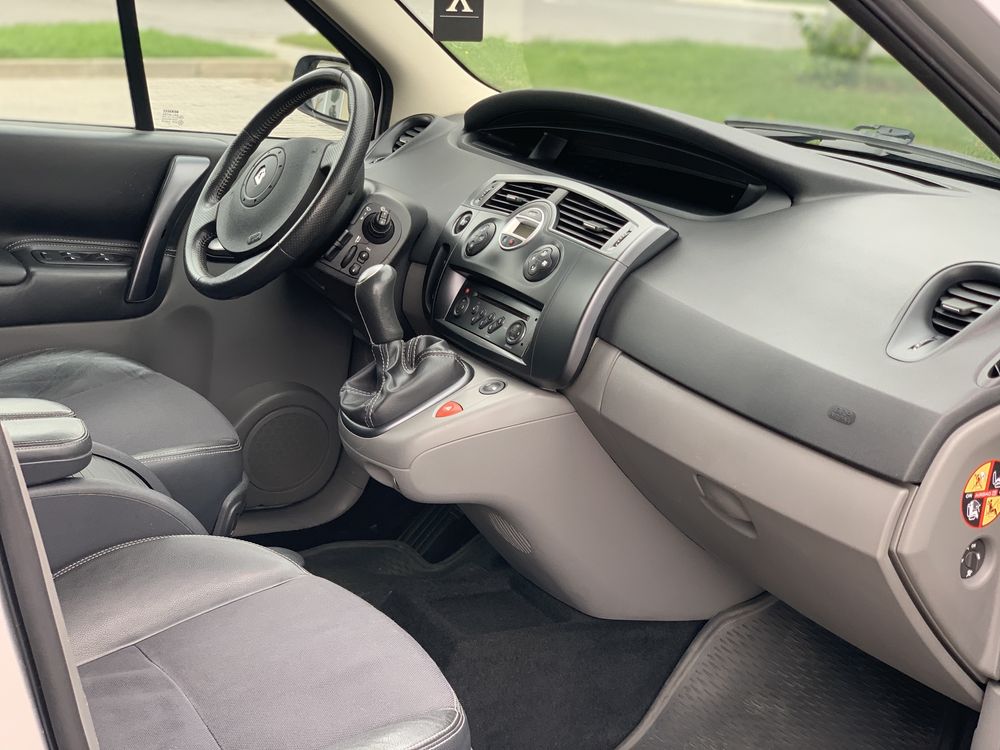 Продам Renault Scenic