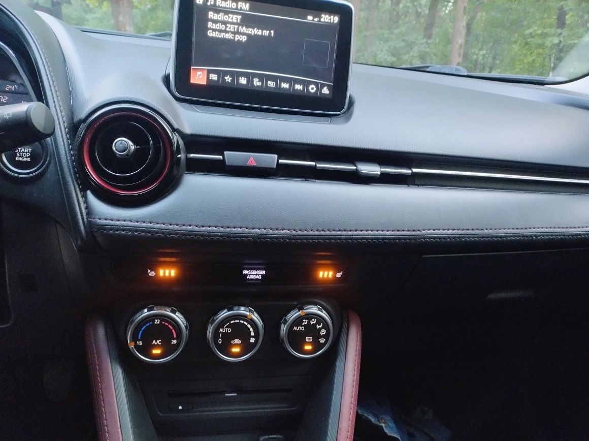 Mazda cx3 skóry 2016 radary LED Bose euro 6