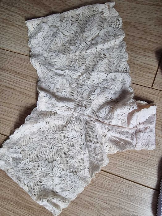 Majtki damskie typ panty / hipster / szorty r. L-XL- 4 szt.