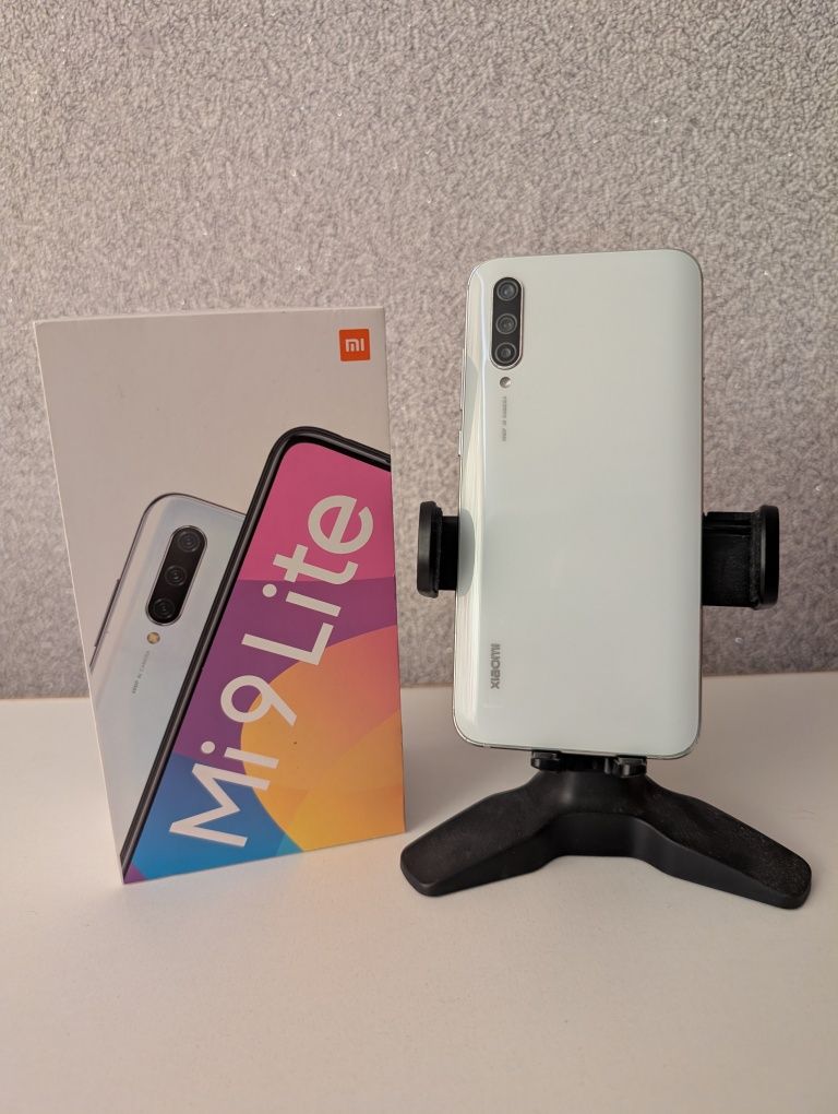 Xiaomi Mi 9 Lite 6/64 NFC