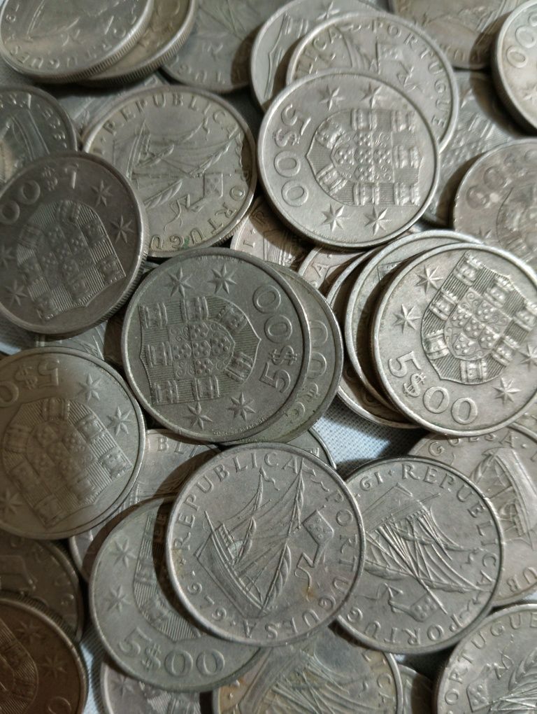 125 moedas de 5$00, cupro-niquel