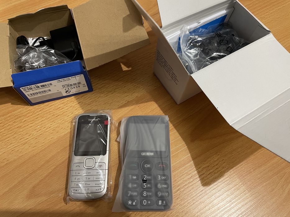 2 telemóveis NOVOS Nokia c1-01 e Alcatel 2020 (sénior)