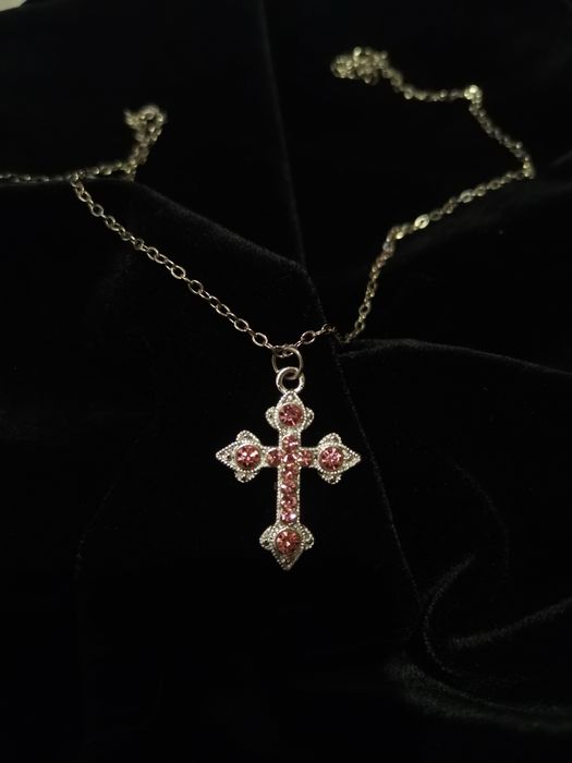 Подвеска розовый крестик