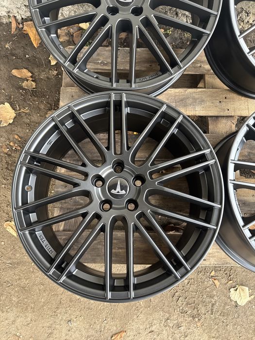 Tesla Model 3 R19 диски