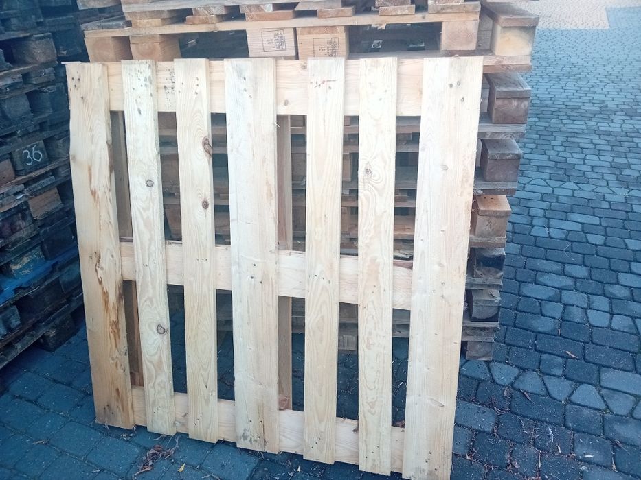 Palety 120x120 mocne, 150 sztuk