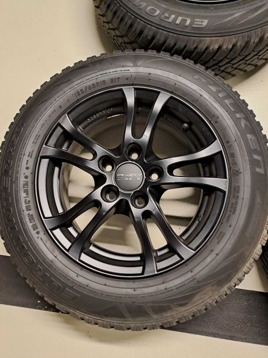 Czarne alufelgi Anzio 5x114.3 i opony zimowe Falken 195/65R15 91T