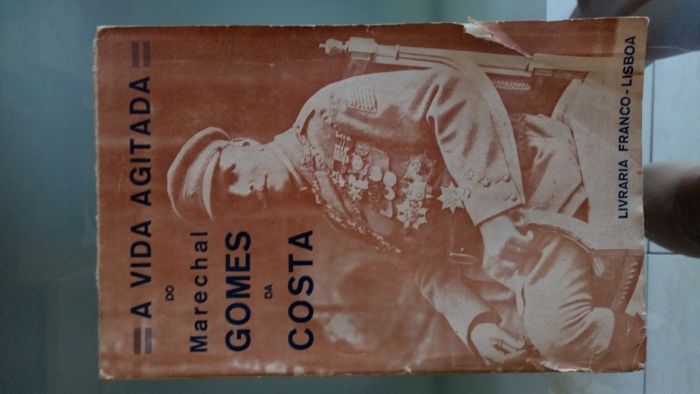 40 anos de vida Literária e Política de António José de Almeida e outr