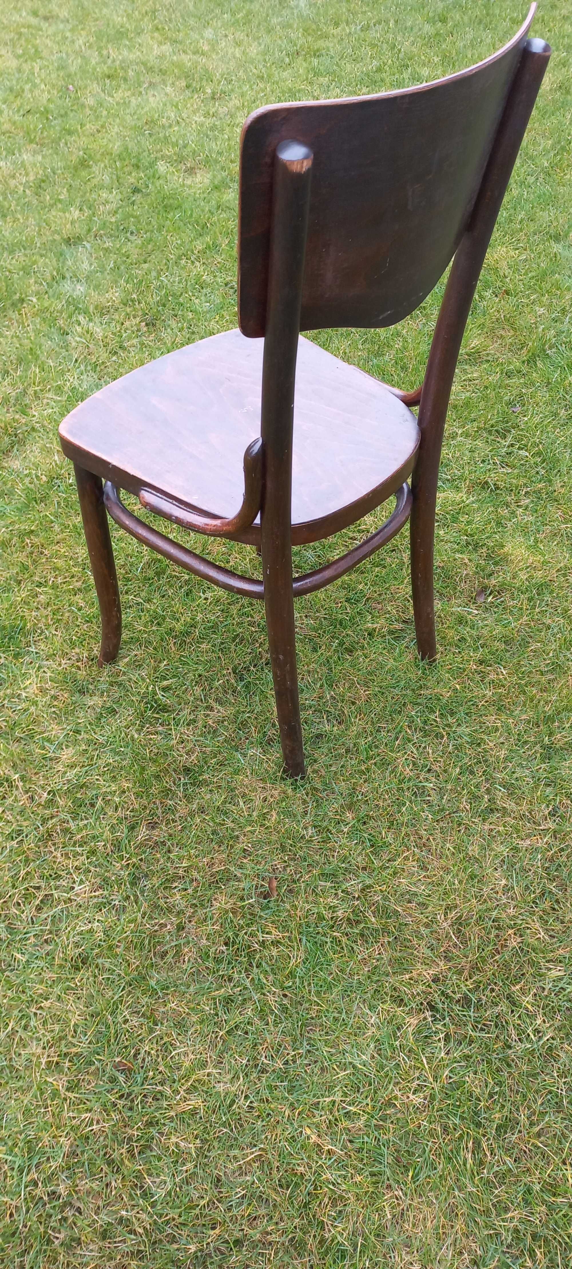 Przedwojenne krzesło Mundus