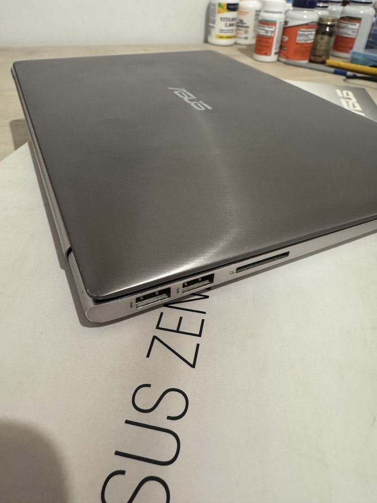 ASUS Zenbook ux303lab