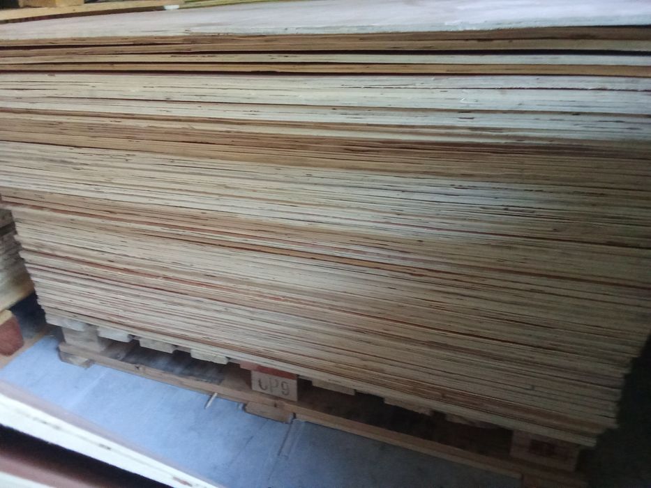 Фанера 2300 на 1120. 1013 на 1013  . товщина від 0.4 до 1.5